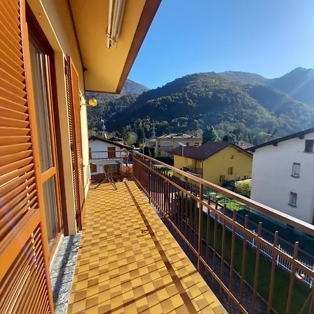 Apartment Iris Carenno