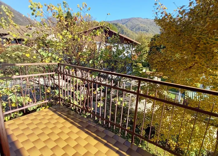 Iris Апартаменты *