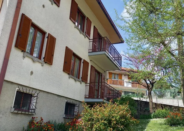 Апартаменты Iris